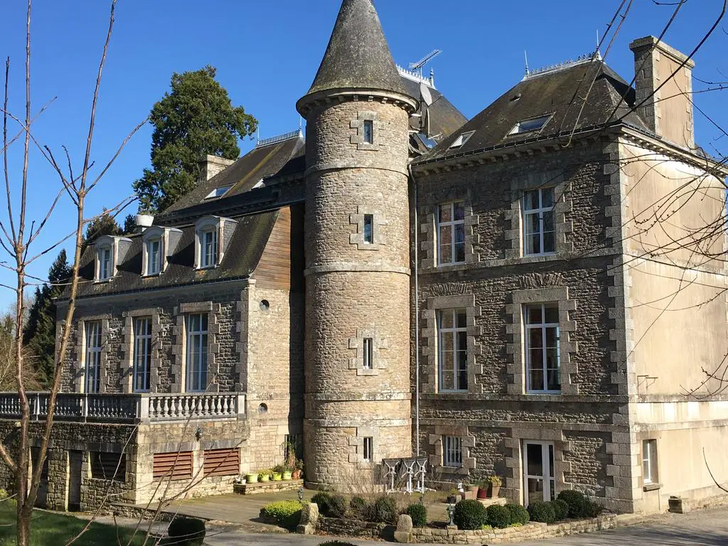 Façade du Château Hôtel de la Ferrière (Morbihan - 56) 